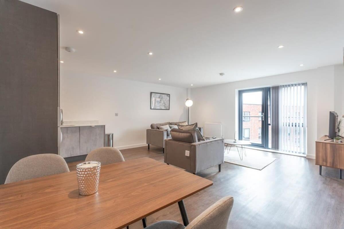 Stayzeni, Ouse Court York Smart 2 Bed Flat ภายนอก รูปภาพ